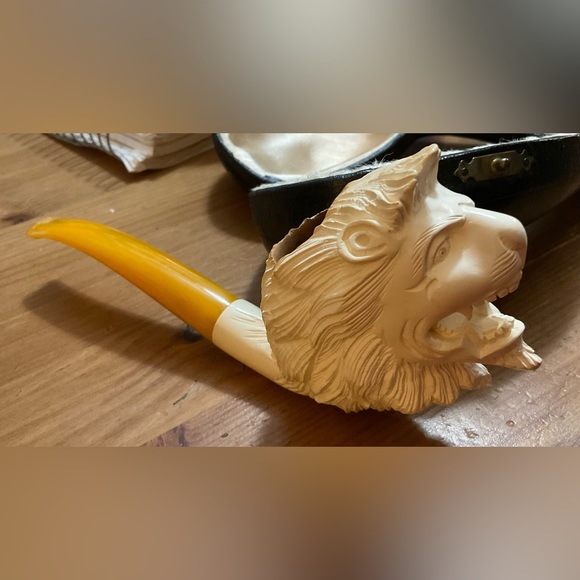 Meerschaum: O Mighty Lion and Sultan sepiolite vintage hand carved duo pipe set. - Picture 9 of 16
